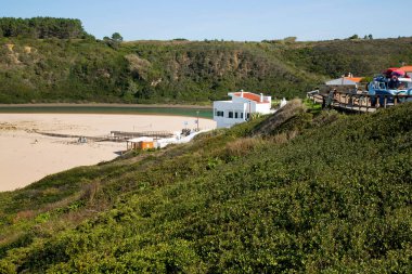 Monchique belediyesi Serra de Monchique 'de yer almaktadır ve Monchique kenti ile birlikte bir turizm merkezidir.