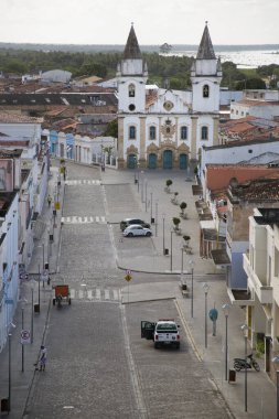 Otantik mimarisi olan şehir caddesi manzarası, seyahat çekimi