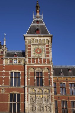 Hollanda, Amsterdam 'daki eski tren istasyonu.