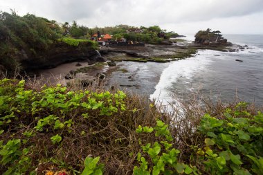 Deniz kıyısının güzel manzarası