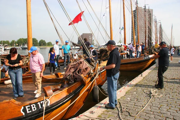 Los Barcos Madera Vintage Terraplén —  Fotos de Stock