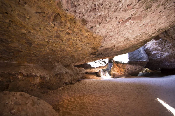 Escena Natural Con Grandes Piedras Luz Del Sol —  Fotos de Stock