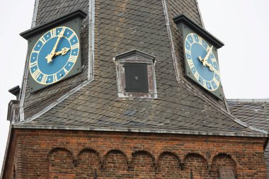 Weesp şehrinin gündüz mimarisi, Hollanda