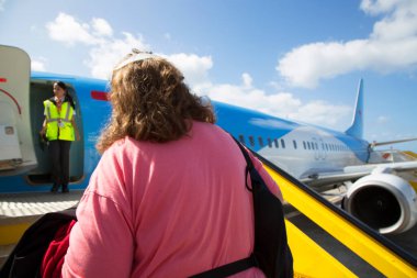 Havaalanındaki uçak manzarası