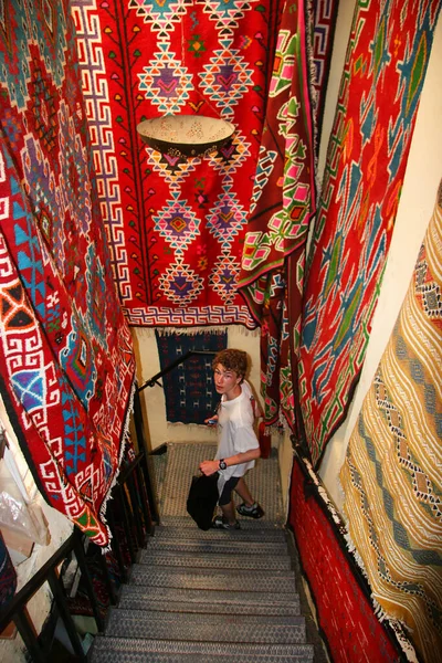 传统老式地毯制造厂 — 图库照片