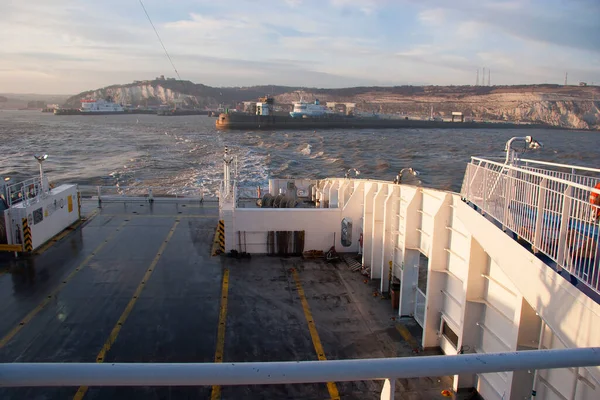 Dover ve Calais arasındaki feribotlar tarafından işletilen Canterbury Feribotunun görüntüsü.