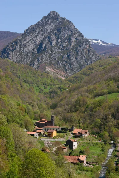 Blick Auf Die Berge Dorf — Stockfoto