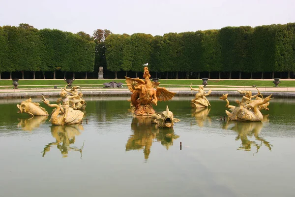 Beautiful Garden Fountains Statues Versailles — Stock Photo, Image