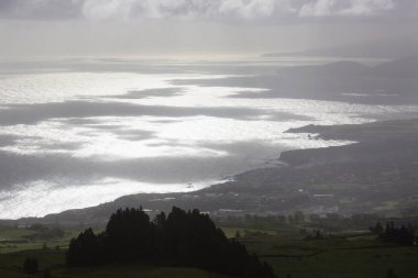 Dağlarda güzel sahne.