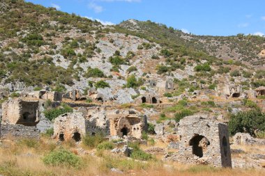 Eski sahil şehri Anamurium 'un kalıntıları, kaleler, şehir duvarları. 