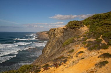 Portekiz 'in güneyindeki Algarve' nin batı kıyısında inanılmaz bir manzara var..