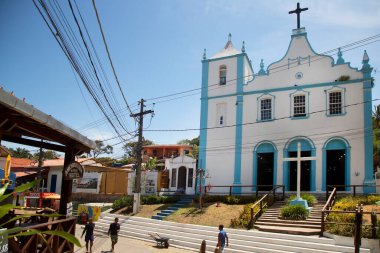 Eski beyaz ve mavi kilise binası, seyahat çekimi.