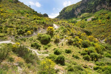 Dağların güzel manzarası