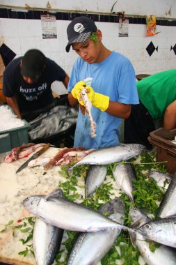 Arap eski kasaba deniz ürünleri pazarının manzarası