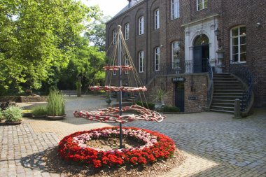 Yaz gününde tarihi yapı