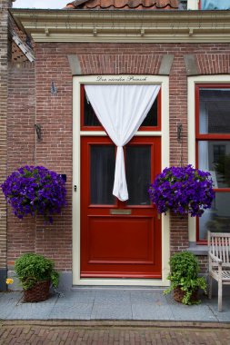 Eski evin güzel manzarası.