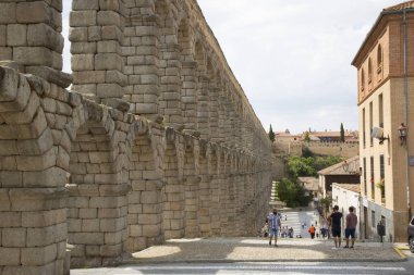 Segovia, İspanya Antik Roma su kemerinde.