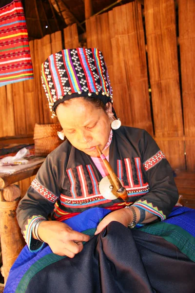 Traditionelle Thailändische Frau Einem Kleid — Stockfoto