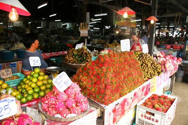 Vista Del Mercado Agricultores Locales Bazar Tailandés Con Alimentos — Foto de Stock