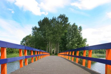 Köprü parkının güzel manzarası 