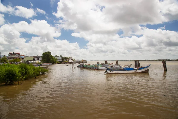 Barcos Puerto Fluvial Durante Día — Foto de Stock