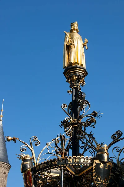 Estatua Oro Binnenhof —  Fotos de Stock