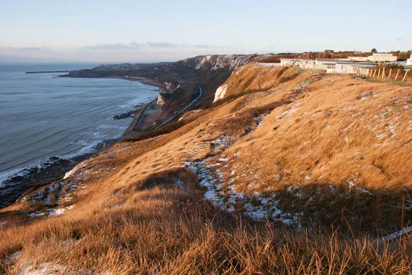 Deniz kıyısının güzel manzarası