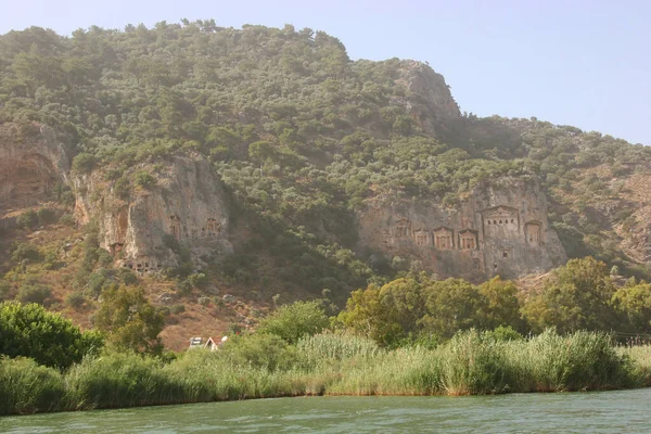 Paisaje Del Río Las Montañas —  Fotos de Stock