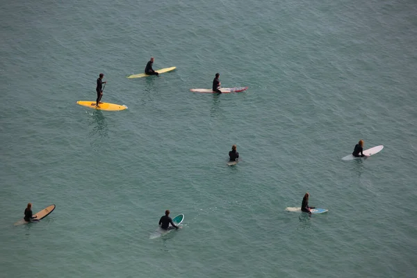 Widok Surferów Plaży — Zdjęcie stockowe