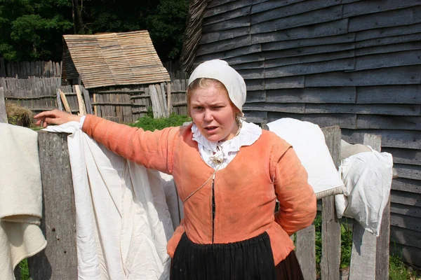 Young Woman Medieval Costume Travel Shot — Stock Photo, Image