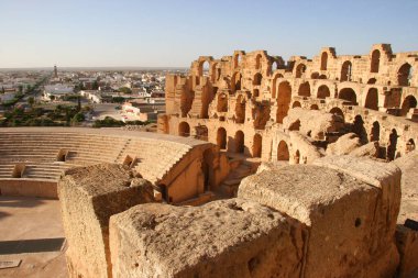 Turist manzarası, kasabanın eski kalıntıları.
