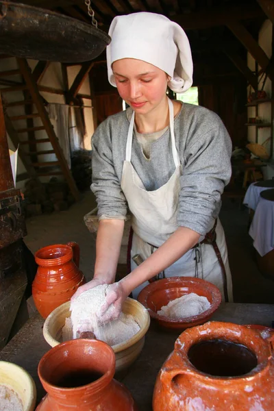 Het Festival Van Oude Cultuur Middeleeuwen Tijd Leven Mensen Kostuums — Stockfoto