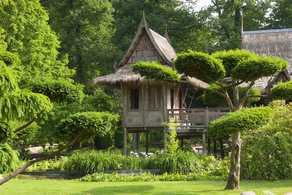 Hollanda, Arcen 'deki Büyülü Doğu Su Bahçesi