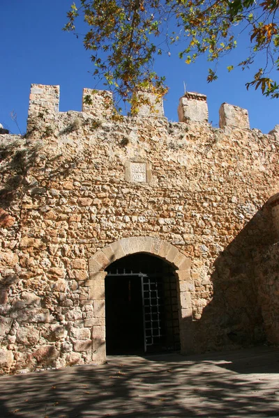 Old Fortress Building Entrance Bright Sunlight — Fotografia de Stock