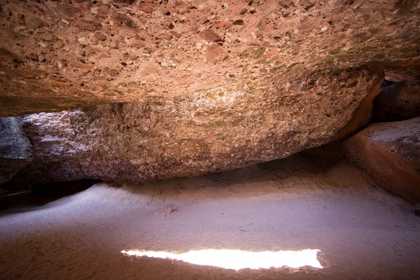 Escena Natural Con Grandes Piedras Luz Del Sol —  Fotos de Stock