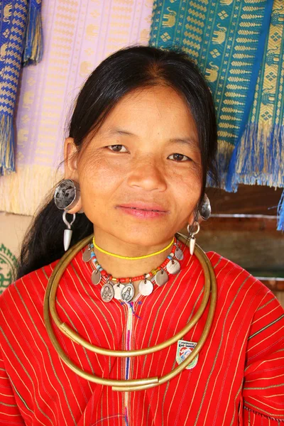Traditionelles Thailändisches Mädchen Einem Kleid — Stockfoto