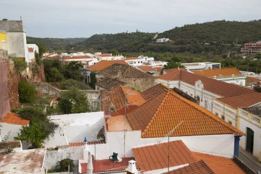 Aldatmaca, Aljezur belediyesinin kuzeyinde yer alan bir köydür.