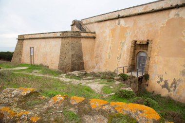 Pessegueiro Kalesi, Portekiz 'in güneyindeki Alentejo eyaletinin Sines belediyesinin Porto Covo ilçesine bağlı bir kaledir.