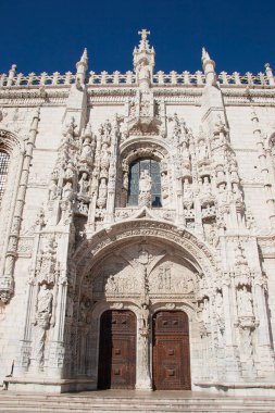 Jeronimos Manastırı veya Hieronymites Manastırı Lizbon, Portekiz 'de bulunur.