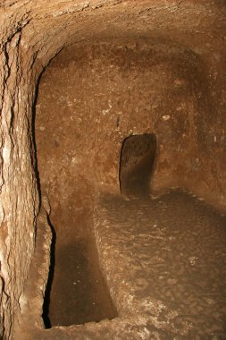Bizans döneminden kalma tarihi yeraltı şehirleri Kapadokya hindisi, oturma odası, kilise, koridor, depolama ve daha fazlası.