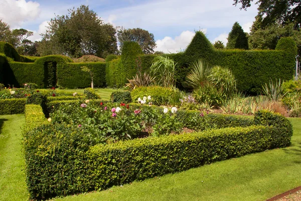 Beautiful Estate Garden View — Stock Photo, Image