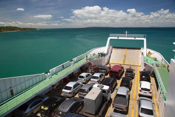 Uitzicht Veerboot Scene Met Auto Uitzicht Zee — Stockfoto