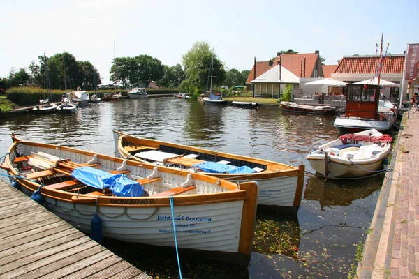 Pequeños Barcos Canal Holanda — Foto de Stock