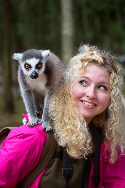 Portrait Inconnu Une Femme Avec Singe — Photo