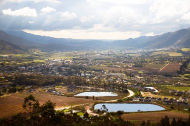 Kırsal manzarası çok güzel. 