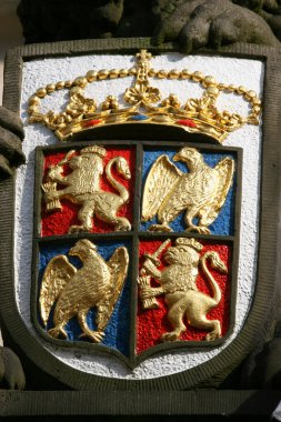 Eski bir binanın dış cephesinin ayrıntıları