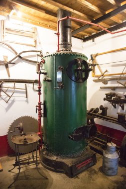 Sao Miguel Adası, Azores, Portekiz 'deki Gorreana çay fabrikasının içi.