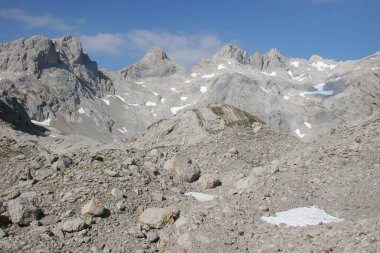Dağların güzel manzarası