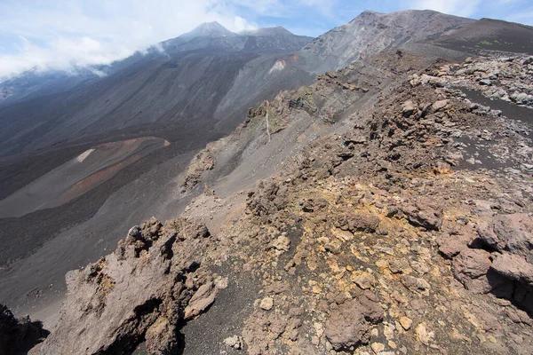 Malerischer Blick Auf Schöne Bergige Vulkanlandschaft — Stockfoto
