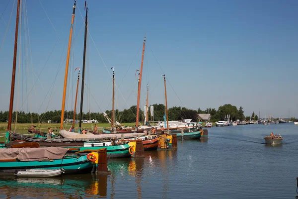 Boote Auf Dem Kanal Malerische Aussicht — Stockfoto